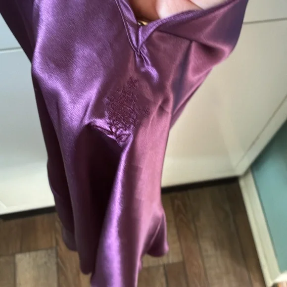 Inner Most sz S Elegant Purple Satin Nightgown euc - Picture 7 of 8